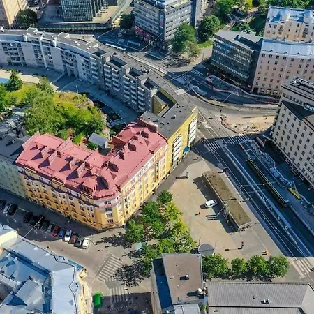 Luxury Pink Suite, Autohalli *