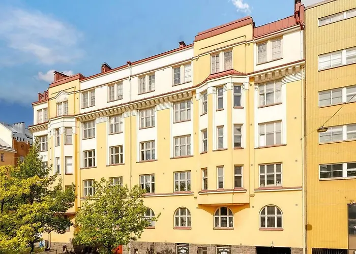 Luxury Pink Suite, Autohalli * هلسنكي