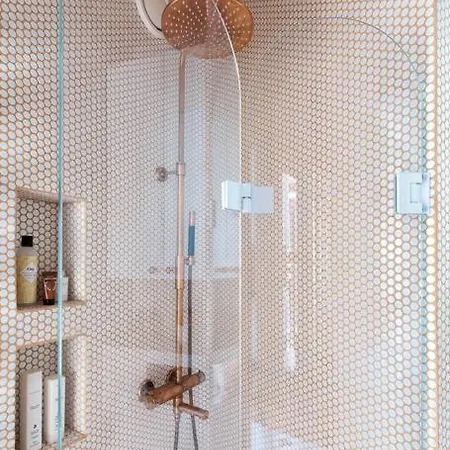 Luxury Pink Suite, Autohalli Apartment